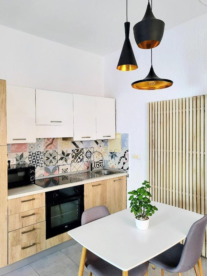 Studio Square Funtana Appartement Buitenkant foto